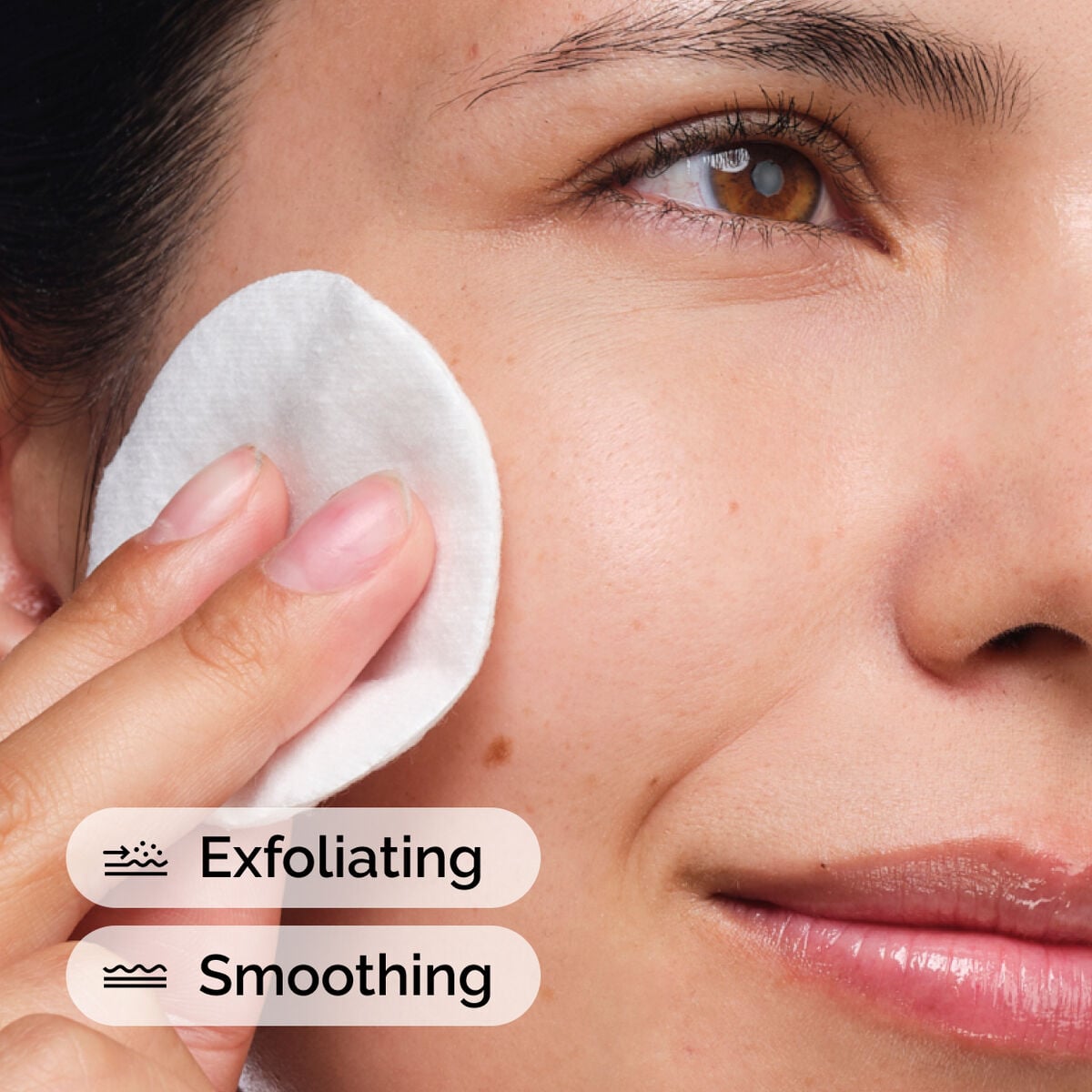 glycolic-acid-7-exfoliating-toner-f0 ord-glycolic-acid-exfoliating-toner-model-application-with-benefits.jpg