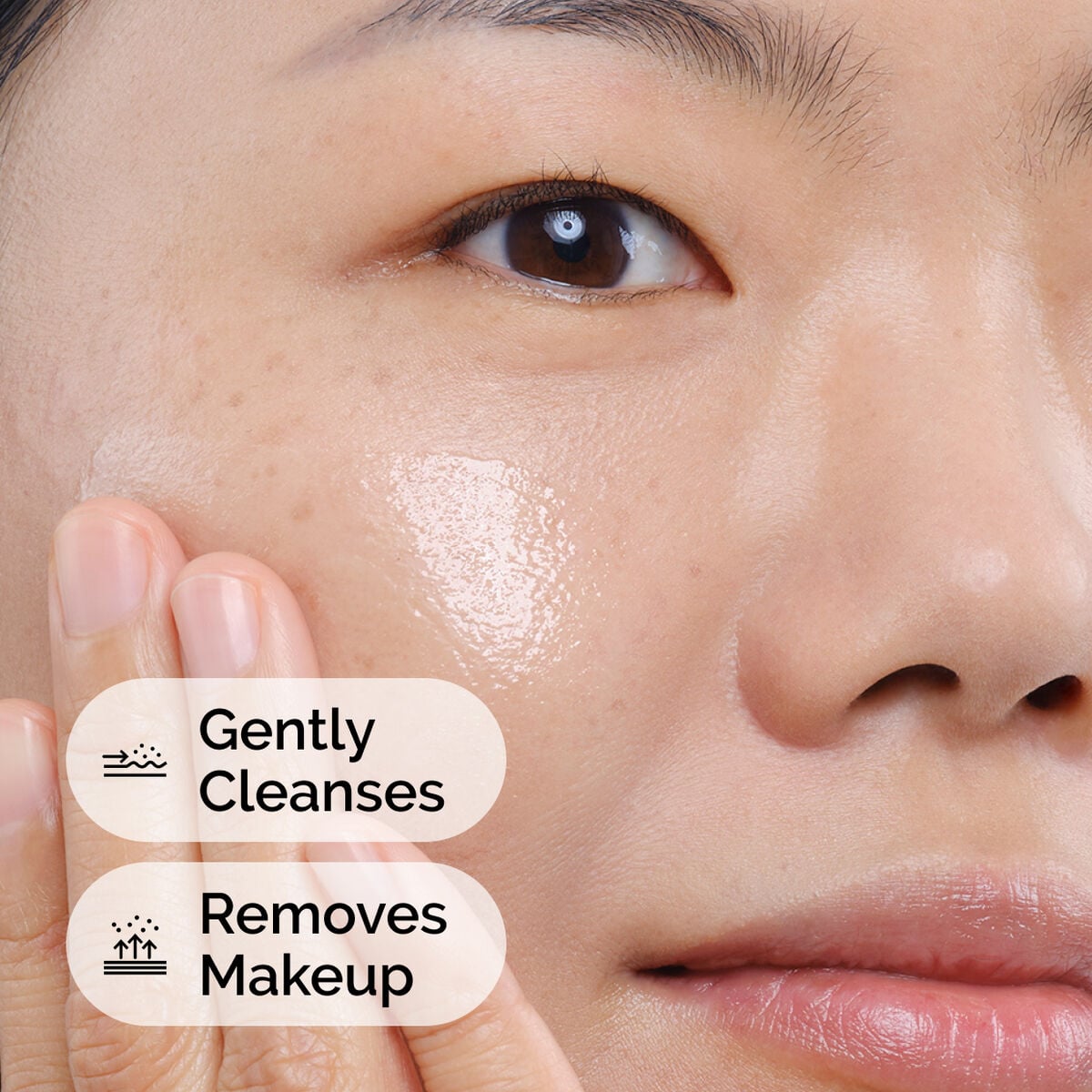 squalane-cleanser-x0 ord-squalane-cleanser-model-application-with-benefits.jpg